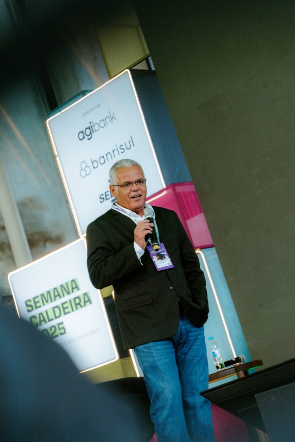Márcio Aguiar